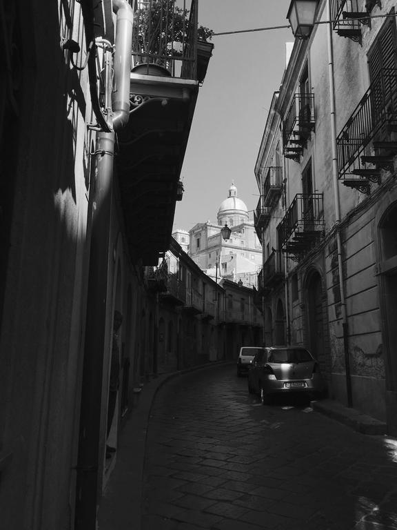 B&B Dimora Del Conte Piazza Armerina Luaran gambar